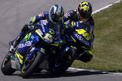 Valentino Rossi and Sete Gibernau battle