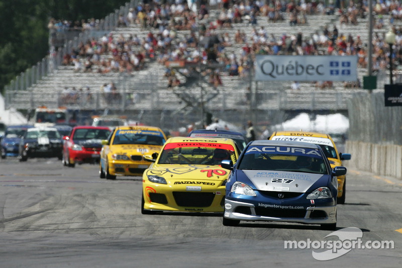 Bill Fenton Motorsports Acura RSX - S : Éric Curran, Bob Endicott ; SpeedSource Mazda RX-8 : David