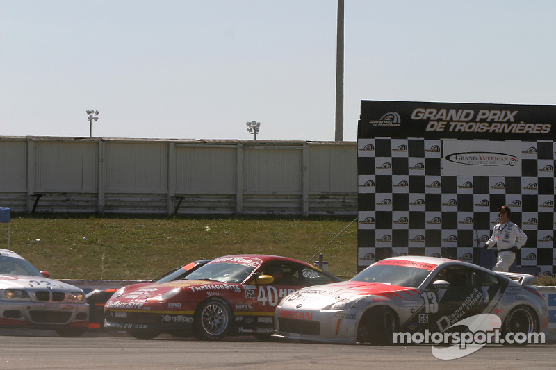#13 Unitech Racing Nissan 350Z: David Murry, Blake Rosser; #40 Team Sahlen Porsche 996: Joe Nonnamak