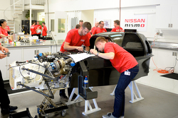 Тесты nissan lmp1, особое событие.