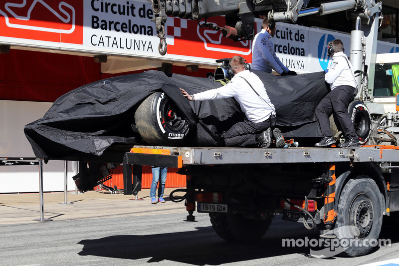 Carro batido de Fernando Alonso, McLaren