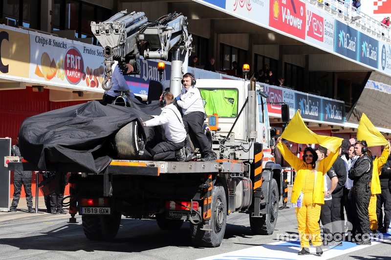 El auto chocado de Fernando Alonso, McLaren