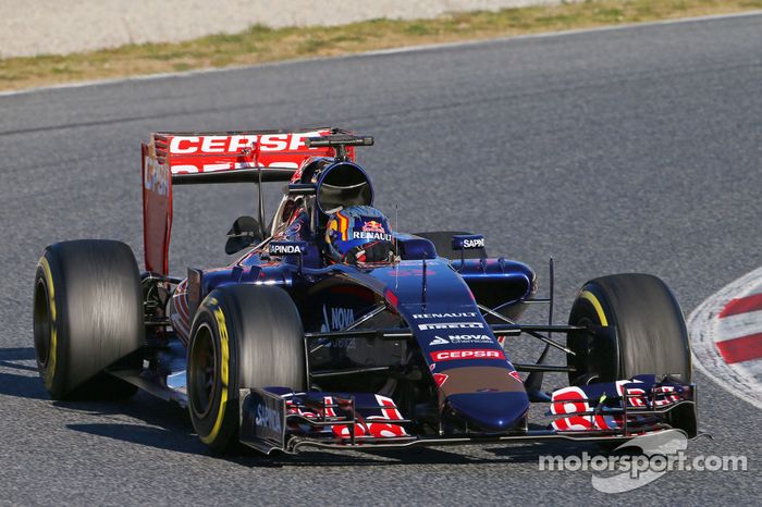 Toro Rosso 2015: Carlos Sainz Jr, Toro Rosso STR10