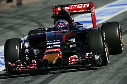 Carlos Sainz Jr., Scuderia Toro Rosso STR10