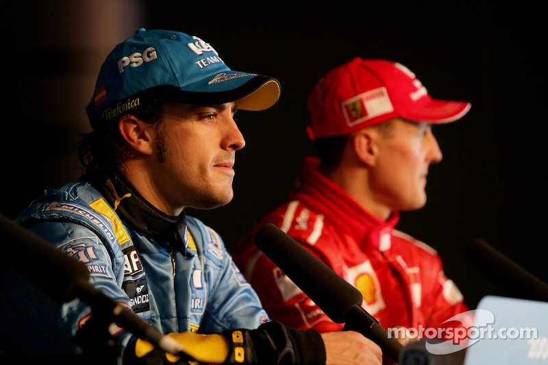 Conférence de presse : le vainqueur de la pole position Fernando Alonso et en troisième place Michae