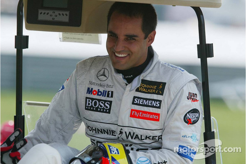 Juan Pablo Montoya nach dem Crash in der ersten Kurve