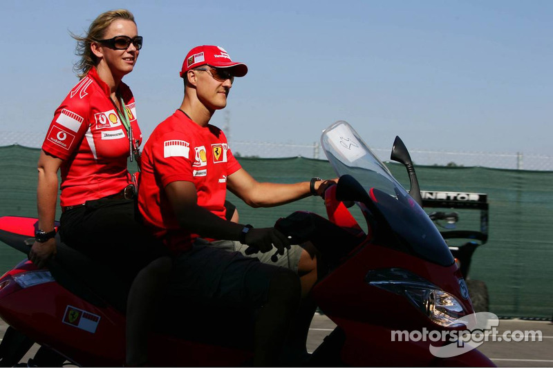 Michael Schumacher ve his personal Basın Sorumlusu Sabine Kehm