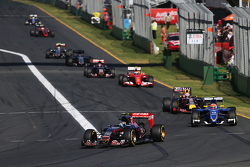Carlos Sainz Jr, Scuderia Toro Rosso STR10