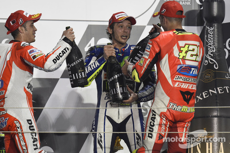 Podio: 1º Valentino Rossi, 2º Andrea Dovizioso, 3º Andrea Iannone