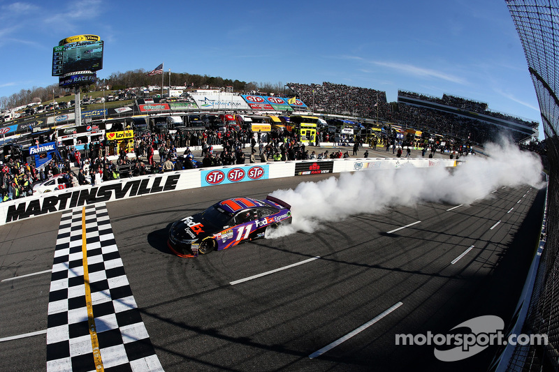 2015, Martinsville 1: Denny Hamlin (Gibbs-Toyota)