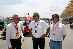 Marcello Lotti, CEO TCR with Jost Capito, Volswagen Motor Sport Director