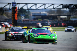 #333 Rinaldi Racing Ferrari 458 Italia: Marco Seefried, Norbert Siedler