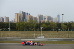Daniil Kvyat, Red Bull Racing RB11