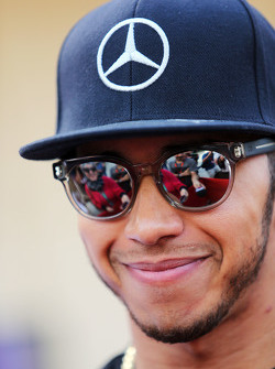 Lewis Hamilton, Mercedes AMG F1 con los medios