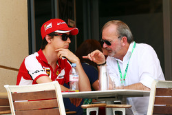 Esteban Gutierrez, pilote de réserve Ferrari avec son manager Didier Coton