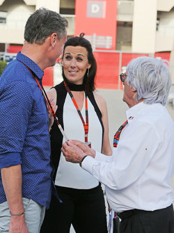 David Coulthard, de Red Bull Racing y Scuderia Toro Asesor / Comentarista de BBC Television con Lee