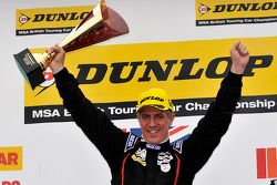 Podium: el ganador, Jason Plato, Team BMR