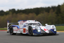 #1 Toyota Racing Toyota TS040 Hybrid : Anthony Davidson, Sebastien Buemi