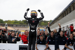Winnaar Charles Leclerc, Van Amersfoort Racing