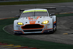 #97 Aston Martin Racing Aston Martin Vantage V8 : Darren Turner, Stefan Mücke, Rob Bell