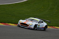 #97 Aston Martin Racing Aston Martin Vantage V8: Darren Turner, Stefan Mücke, Rob Bell