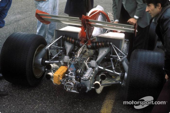 El coche de Clay Regazzoni