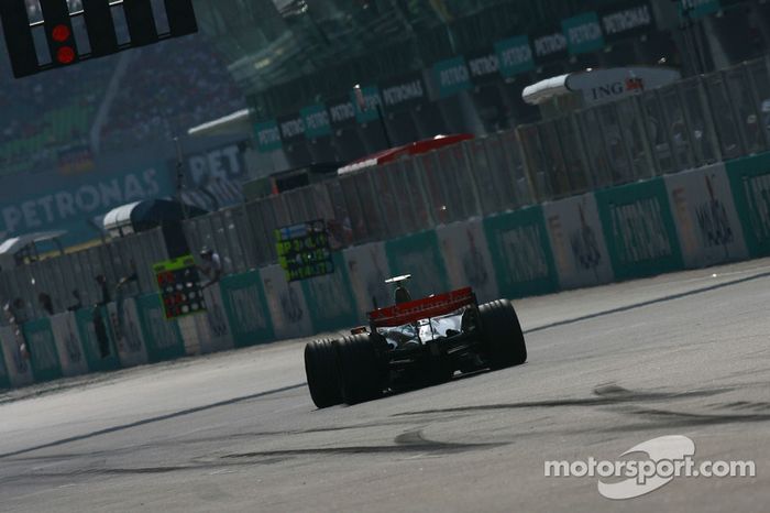 Lewis Hamilton, McLaren Mercedes, MP4-22