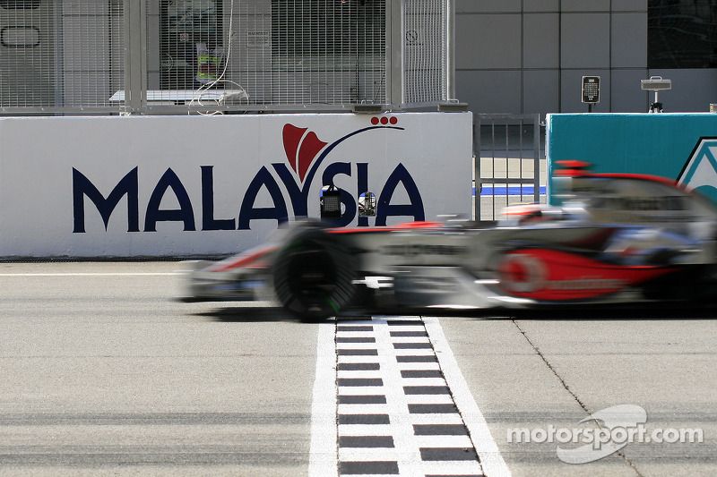 Fernando Alonso, McLaren Mercedes, MP4-22