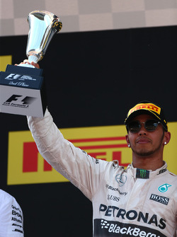 Le deuxième, Lewis Hamilton, Mercedes AMG F1