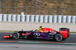 Даниил Квят, Red Bull Racing RB11