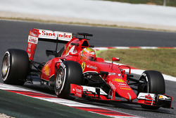 Esteban Gutiérrez, Ferrari SF15-T Piloto de pruebas y de reserva