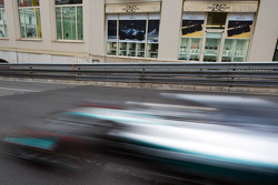 Льюис Хэмилтон, Mercedes AMG F1 W06