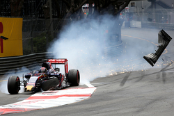 Max Verstappen, Scuderia Toro Rosso accidente con Romain Grosjean, Lotus F1 Team