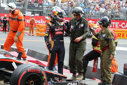 Max Verstappen, Scuderia Toro Rosso s'accroche avec Romain Grosjean, Lotus F1 Team