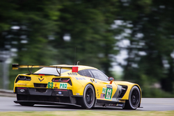 #63 Corvette Racing Corvette C7.R