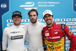 Nelson Piquet Jr., China Racing et le poleman Jean-Eric Vergne avec Lucas di Grassi
