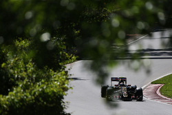 Пастор Мальдонадо, Lotus F1 E23