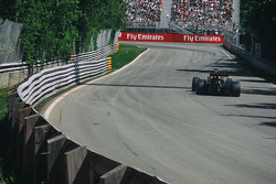 Romain Grosjean, Lotus F1 E23