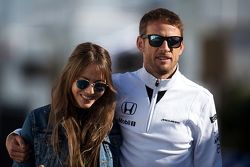 Jenson Button, McLaren avec sa femme Jessica Button