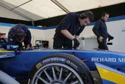 e.dams-Renault Formula E Team area