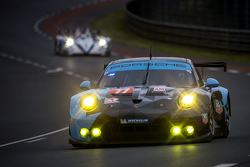 #77 Dempsey Proton Competition Porsche 911 RSR: Patrick Dempsey, Patrick Long, Marco Seefried