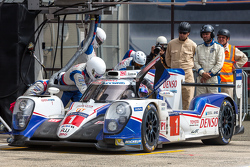 Toyota TS040 Hybrid №1: Себастьен Буэми, Энтони Дэвидсон, Казуки Накаджима, Toyota Racing