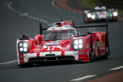 #17 Porsche Team Porsche 919 Hybrid: Timo Bernhard, Mark Webber, Brendon Hartley