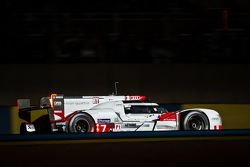 #7 Audi Sport Team Joest Audi R18 e-tron quattro: Marcel Fässler, Andre Lotterer, Benoit Tréluyer