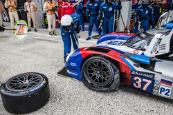 Pneumatico logoro della #37 SMP Racing BR01: Mikhail Aleshin, Kirill Ladygin, Anton Ladygin