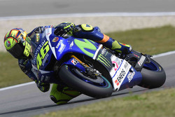 Валентино Росси, Yamaha Factory Racing