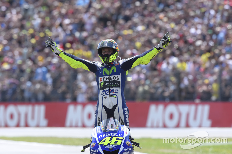 Le vainqueur Valentino Rossi, Yamaha Factory Racing