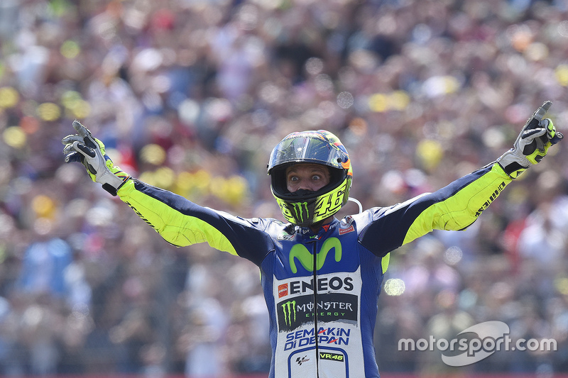 Переможець гонки Валентино Россі, Yamaha Factory Racing