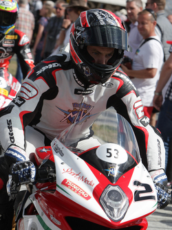 Leon Camier