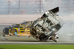Austin Dillon, Richard Childress Racing Chevrolet y su choque al final de la carrera